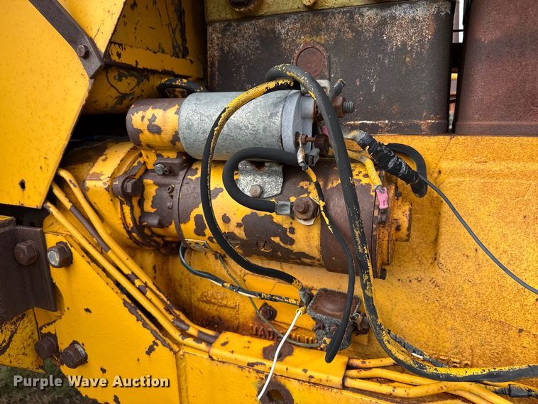 image for item EW4409 1967 Minneapolis Moline G-900 tractor