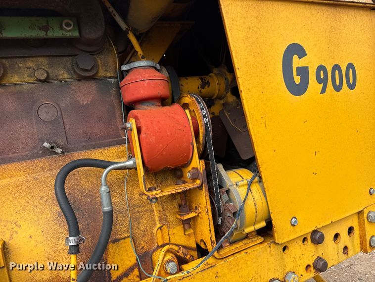 image for item EW4409 1967 Minneapolis Moline G-900 tractor