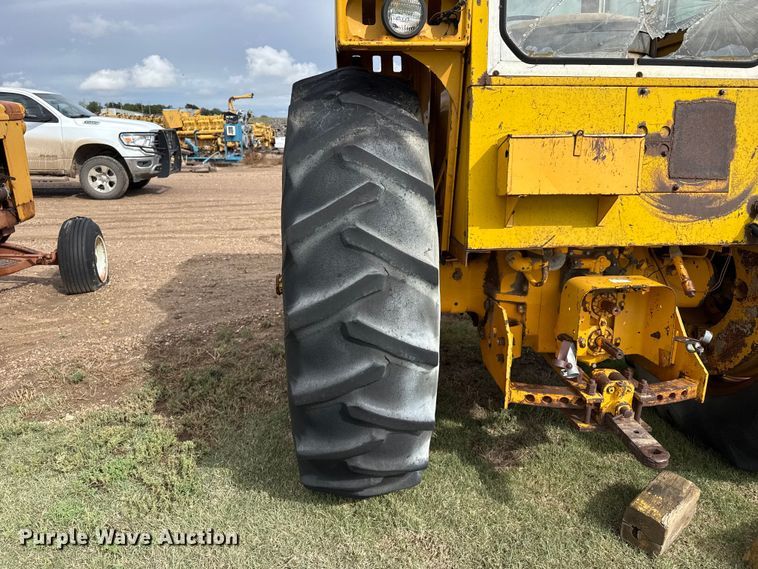 image for item EW4409 1967 Minneapolis Moline G-900 tractor