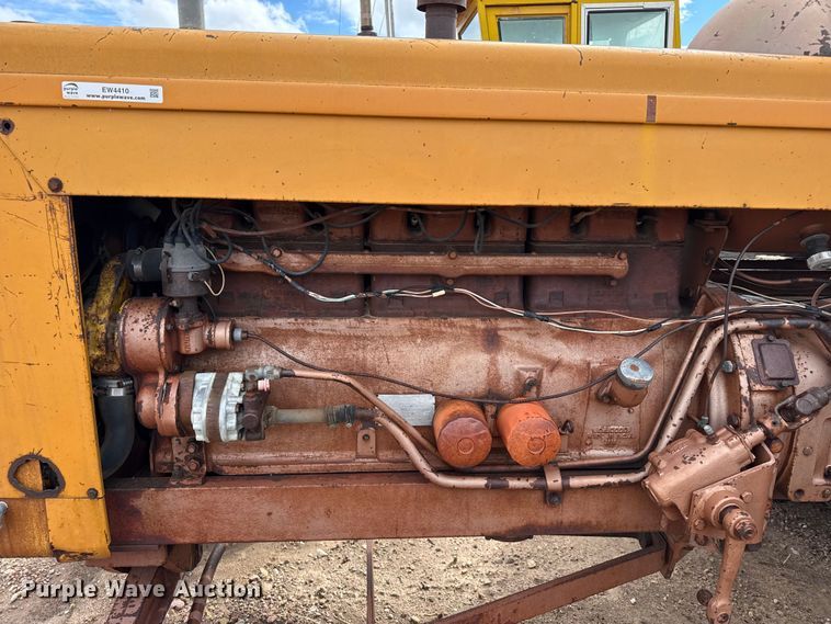image for item EW4410 Minneapolis Moline G VI tractor