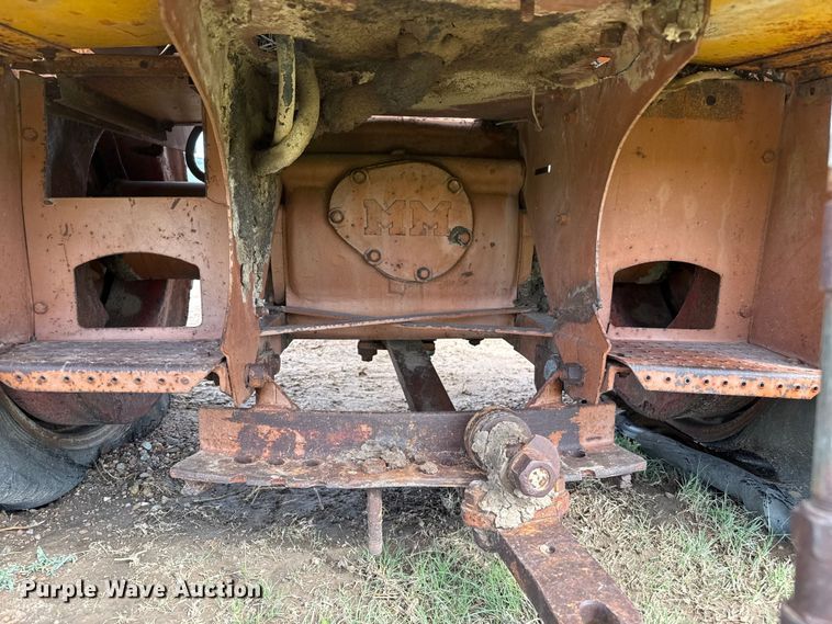 image for item EW4410 Minneapolis Moline G VI tractor