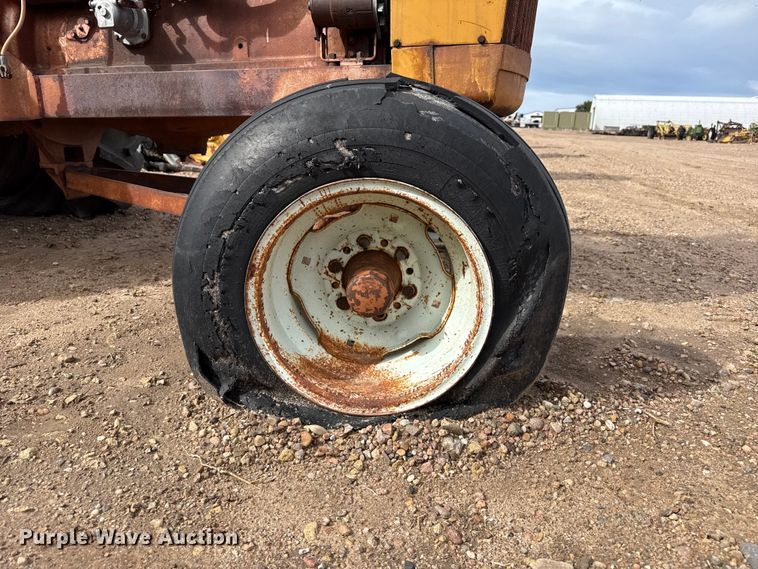 image for item EW4410 Minneapolis Moline G VI tractor