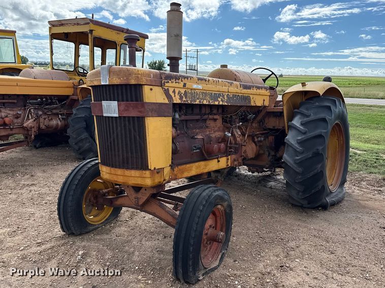 Minneapolis Moline G705 tractor