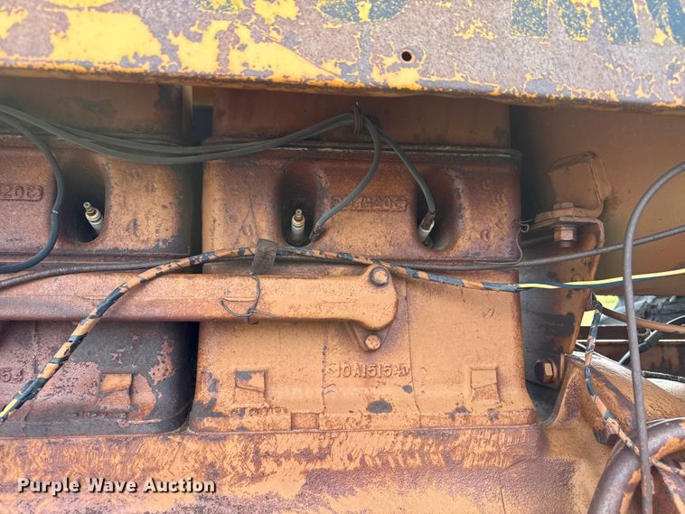 image for item EW4411 Minneapolis Moline G705 tractor
