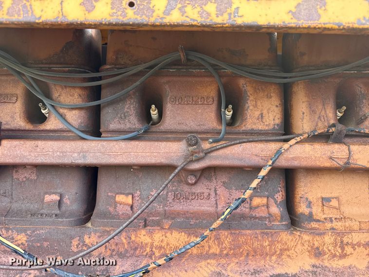 image for item EW4411 Minneapolis Moline G705 tractor