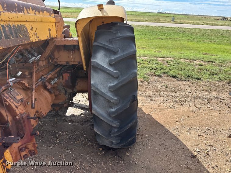 image for item EW4411 Minneapolis Moline G705 tractor