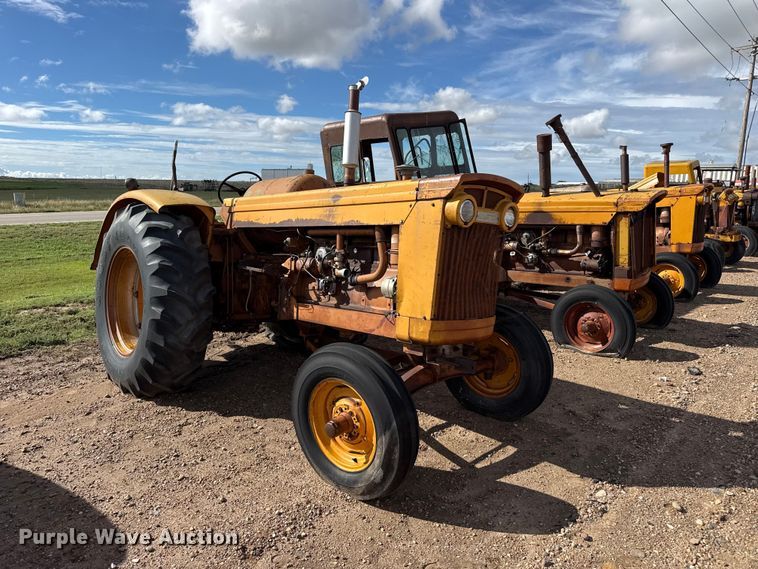 image for item EW4412 Minneapolis Moline G VI tractor