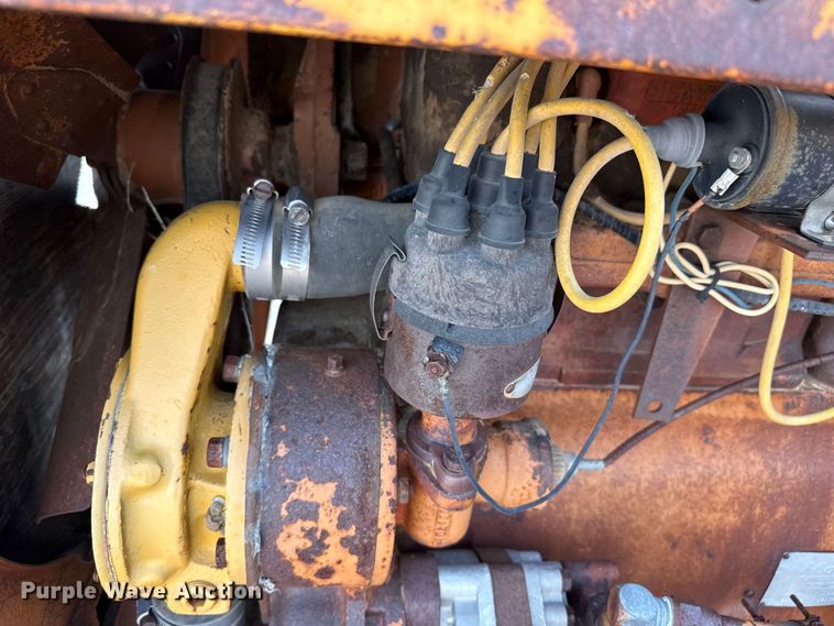 image for item EW4412 Minneapolis Moline G VI tractor