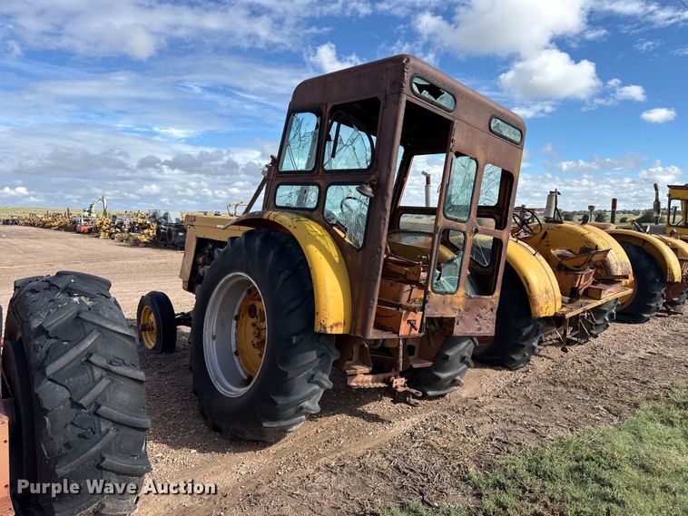 image for item EW4413 Minneapolis Moline G VI tractor