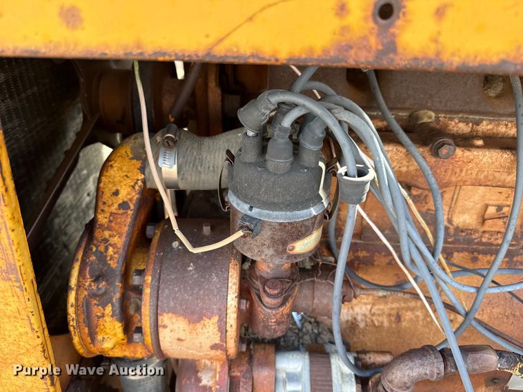 image for item EW4413 Minneapolis Moline G VI tractor