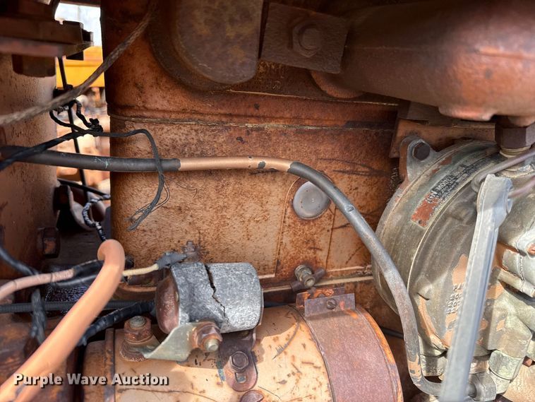 image for item EW4413 Minneapolis Moline G VI tractor