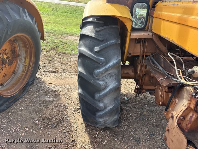 image for item EW4413 Minneapolis Moline G VI tractor
