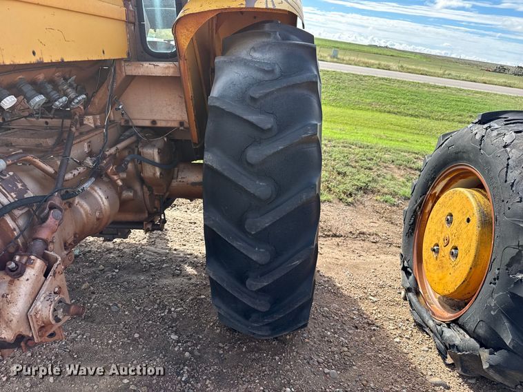image for item EW4413 Minneapolis Moline G VI tractor