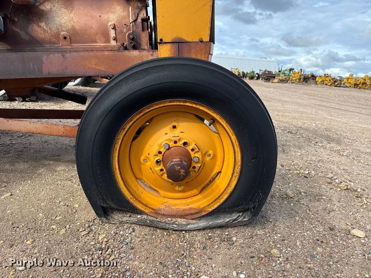 image for item EW4414 Minneapolis Moline G VI tractor