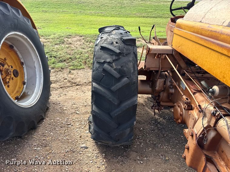 image for item EW4414 Minneapolis Moline G VI tractor