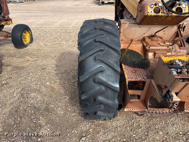 image for item EW4414 Minneapolis Moline G VI tractor