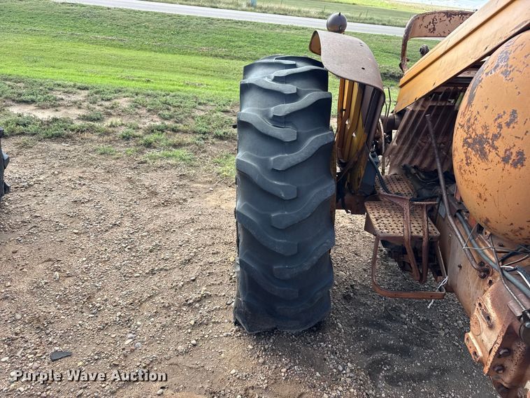 image for item EW4415 Minneapolis Moline M-5 tractor
