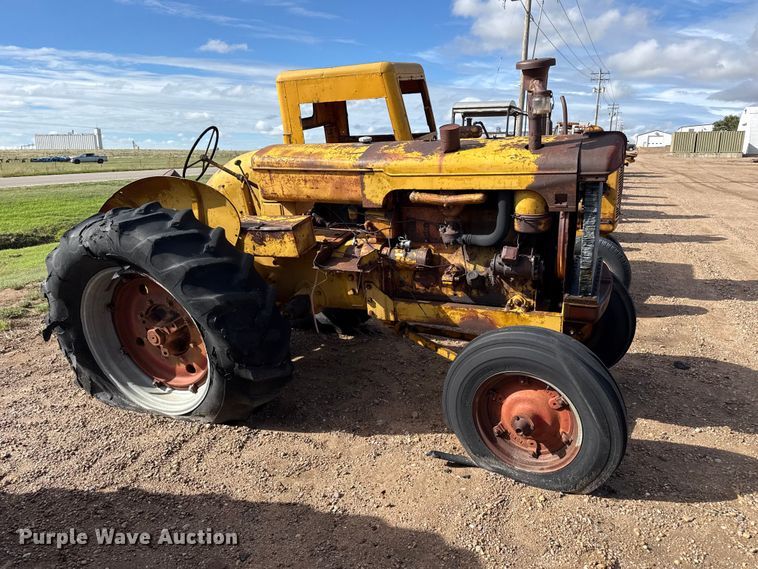 image for item EW4416 1948 Minneapolis Moline GTB tractor