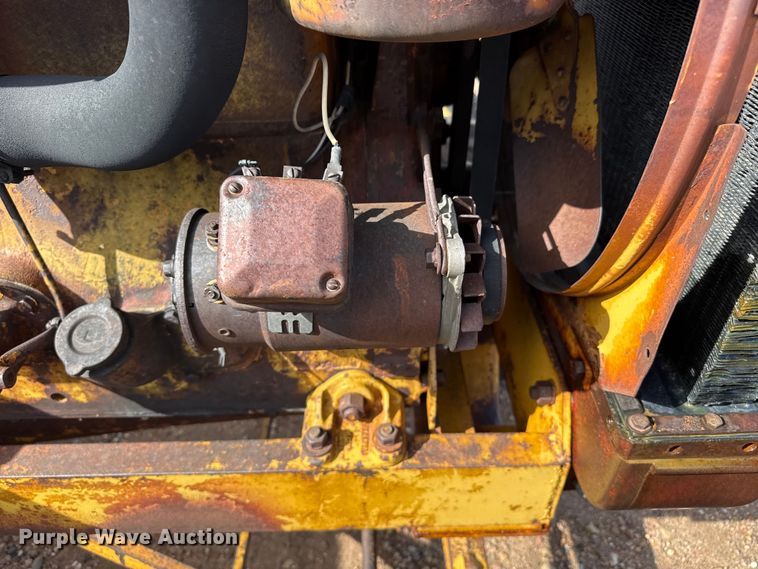 image for item EW4416 1948 Minneapolis Moline GTB tractor
