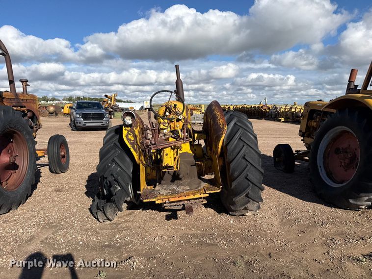 image for item EW4418 Minneapolis Moline U tractor