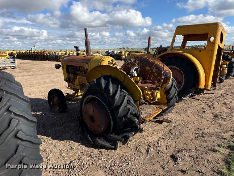 image for item EW4418 Minneapolis Moline U tractor