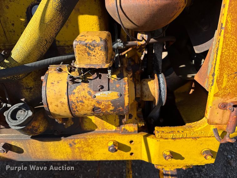 image for item EW4418 Minneapolis Moline U tractor