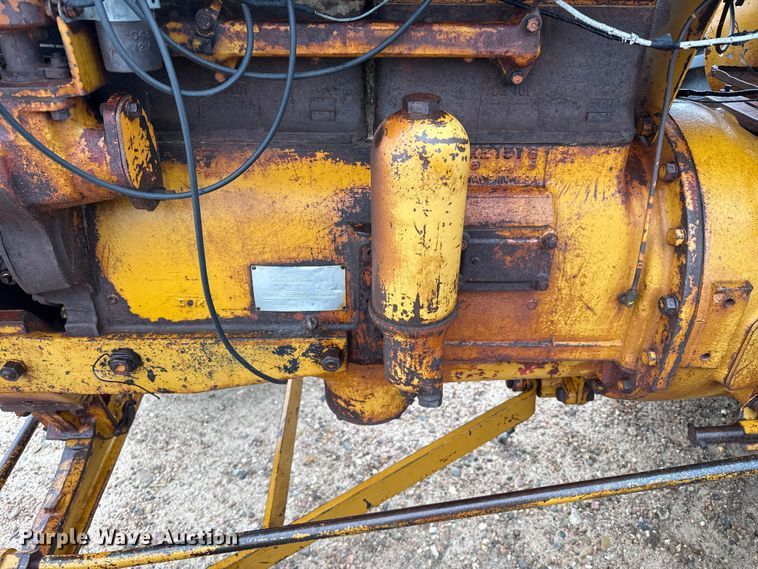 image for item EW4419 1948 Minneapolis Moline UTS tractor