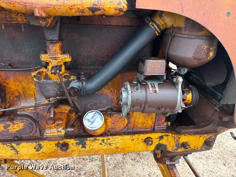 image for item EW4419 1948 Minneapolis Moline UTS tractor