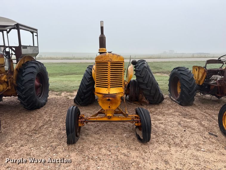image for item EW4420 1948 Minneapolis Moline UTS tractor