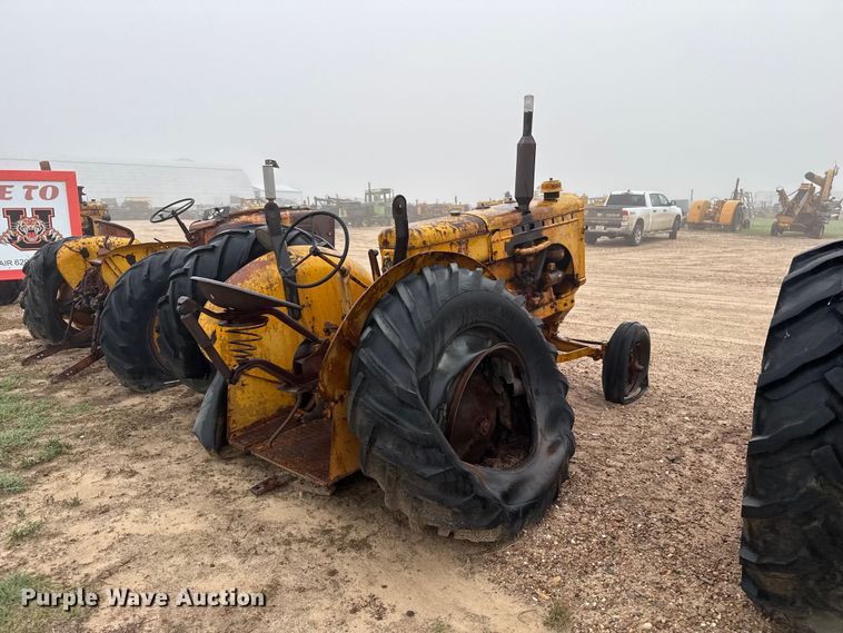 image for item EW4420 1948 Minneapolis Moline UTS tractor