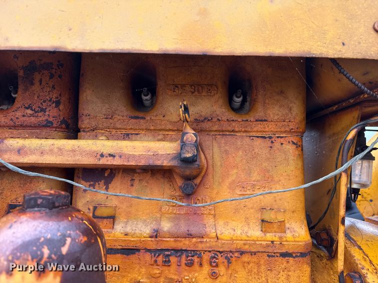 image for item EW4420 1948 Minneapolis Moline UTS tractor