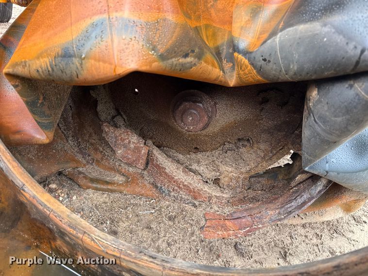 image for item EW4420 1948 Minneapolis Moline UTS tractor