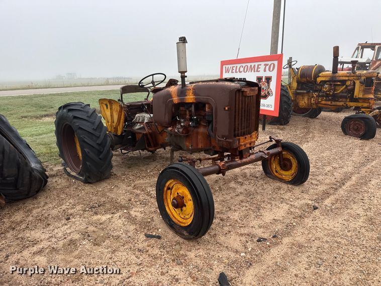 image for item EW4421 1963 Minneapolis Moline Jet Star 2 tractor