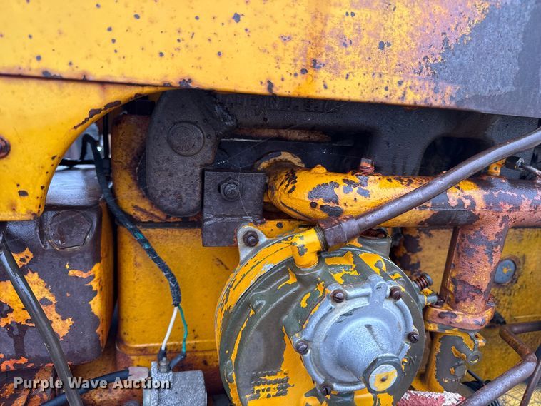 image for item EW4422 1955 Minneapolis Moline UB tractor