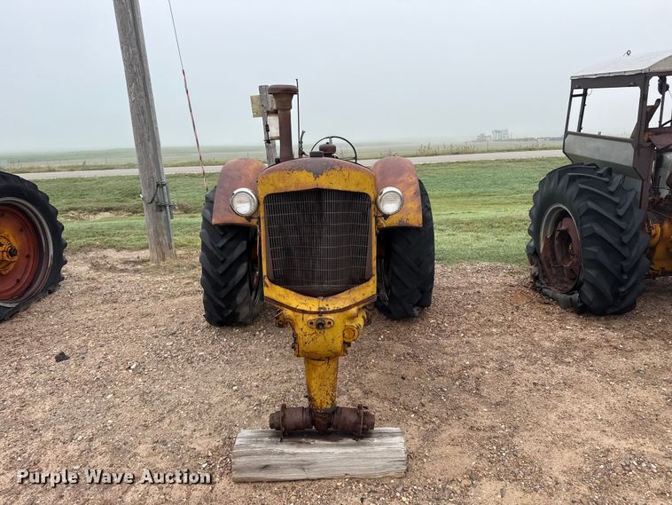 image for item EW4423 1940 Minneapolis Moline UTU tractor