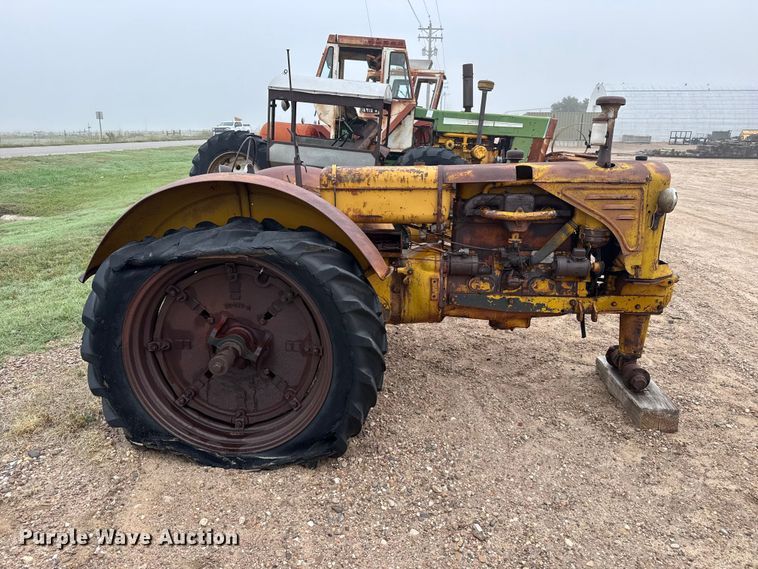 image for item EW4423 1940 Minneapolis Moline UTU tractor