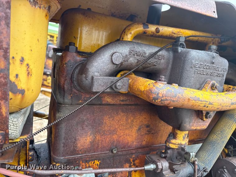 image for item EW4423 1940 Minneapolis Moline UTU tractor