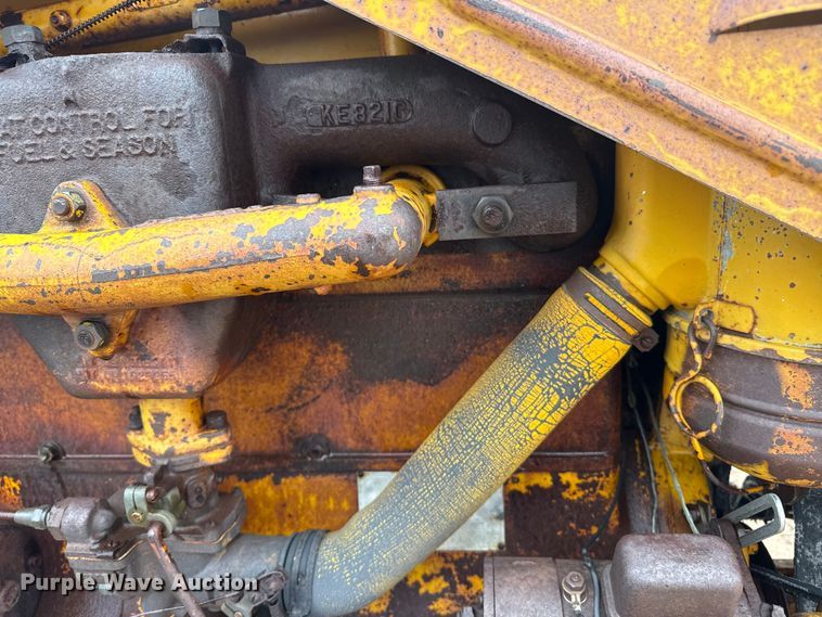 image for item EW4423 1940 Minneapolis Moline UTU tractor