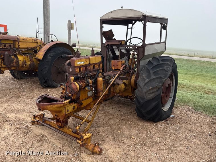 1949 Minneapolis Moline UTS tractor