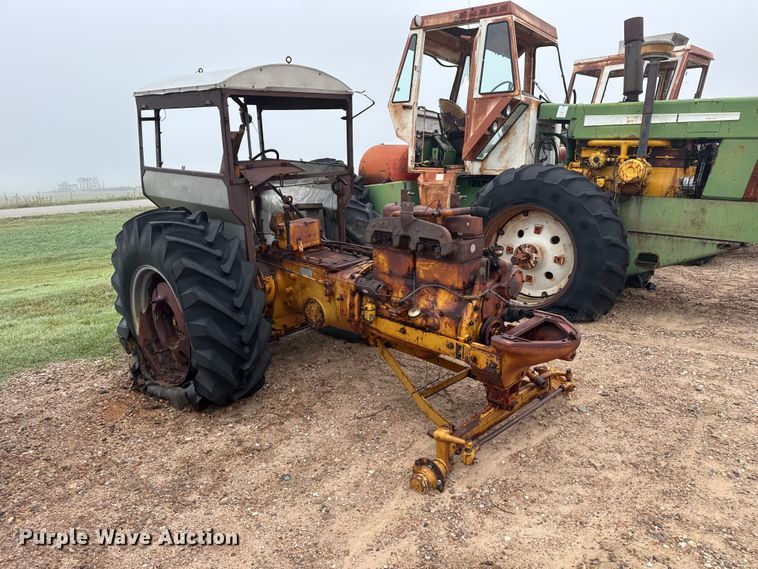 image for item EW4424 1949 Minneapolis Moline UTS tractor