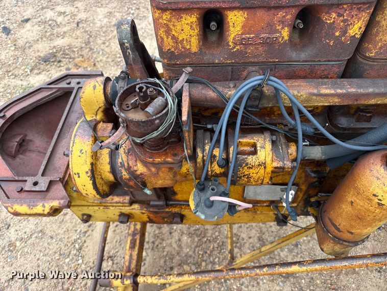 image for item EW4424 1949 Minneapolis Moline UTS tractor