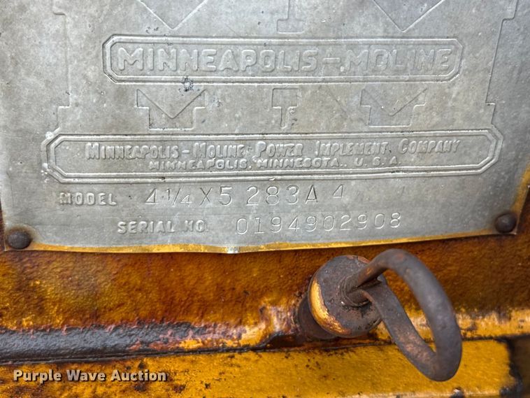 image for item EW4424 1949 Minneapolis Moline UTS tractor