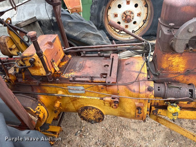 image for item EW4424 1949 Minneapolis Moline UTS tractor