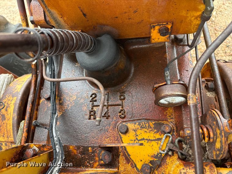 image for item EW4424 1949 Minneapolis Moline UTS tractor