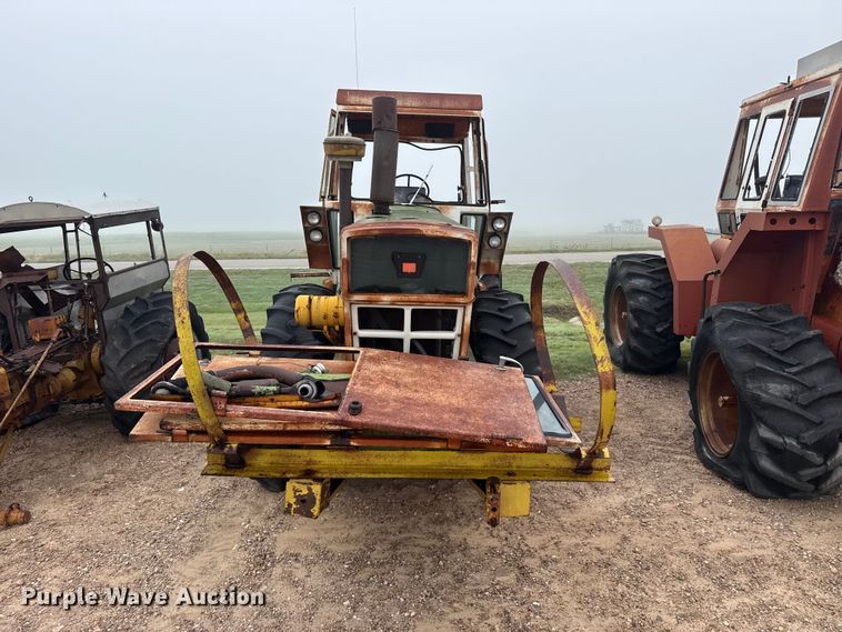 image for item EW4425 1971 Oliver 2655 4WD tractor