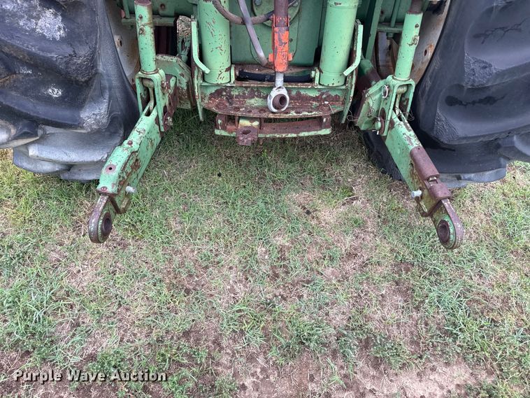 image for item EW4425 1971 Oliver 2655 4WD tractor
