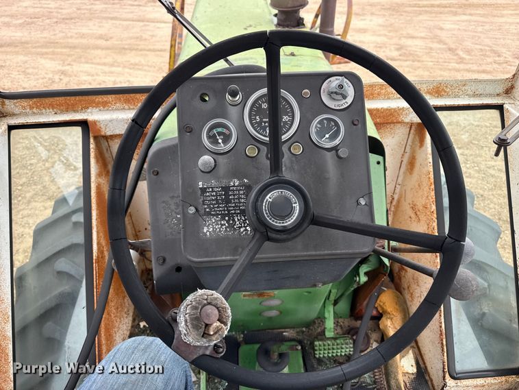 image for item EW4425 1971 Oliver 2655 4WD tractor