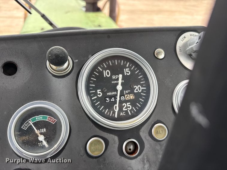 image for item EW4425 1971 Oliver 2655 4WD tractor