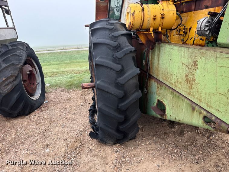 image for item EW4425 1971 Oliver 2655 4WD tractor