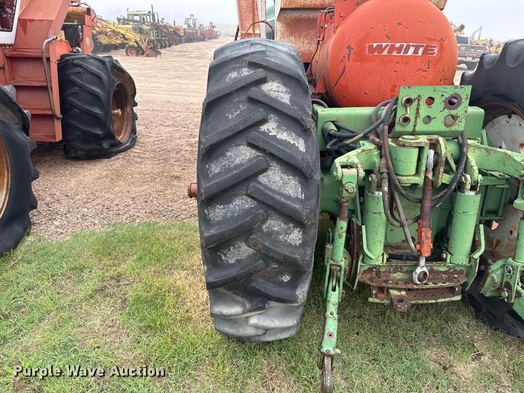 image for item EW4425 1971 Oliver 2655 4WD tractor